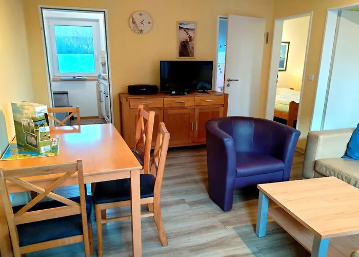 Kiebitzweg 4b *